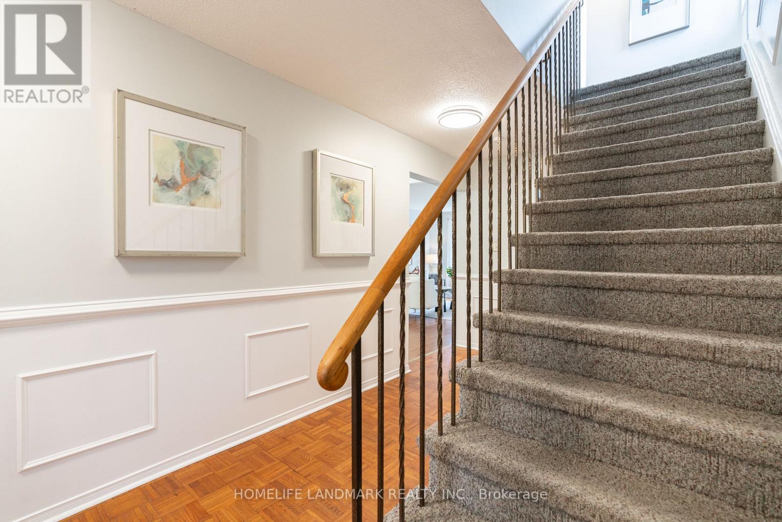 3108 Plum Tree Crescent, Mississauga, Ontario L5N 4W9 - Photo 3 - W12568986