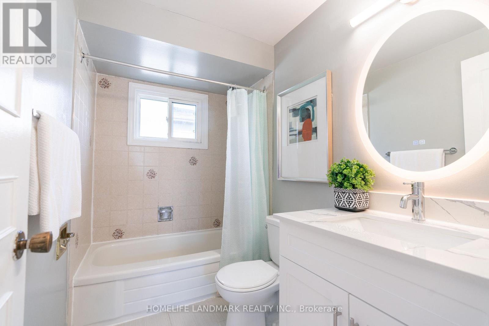 3108 Plum Tree Crescent, Mississauga, Ontario L5N 4W9 - Photo 30 - W12568986