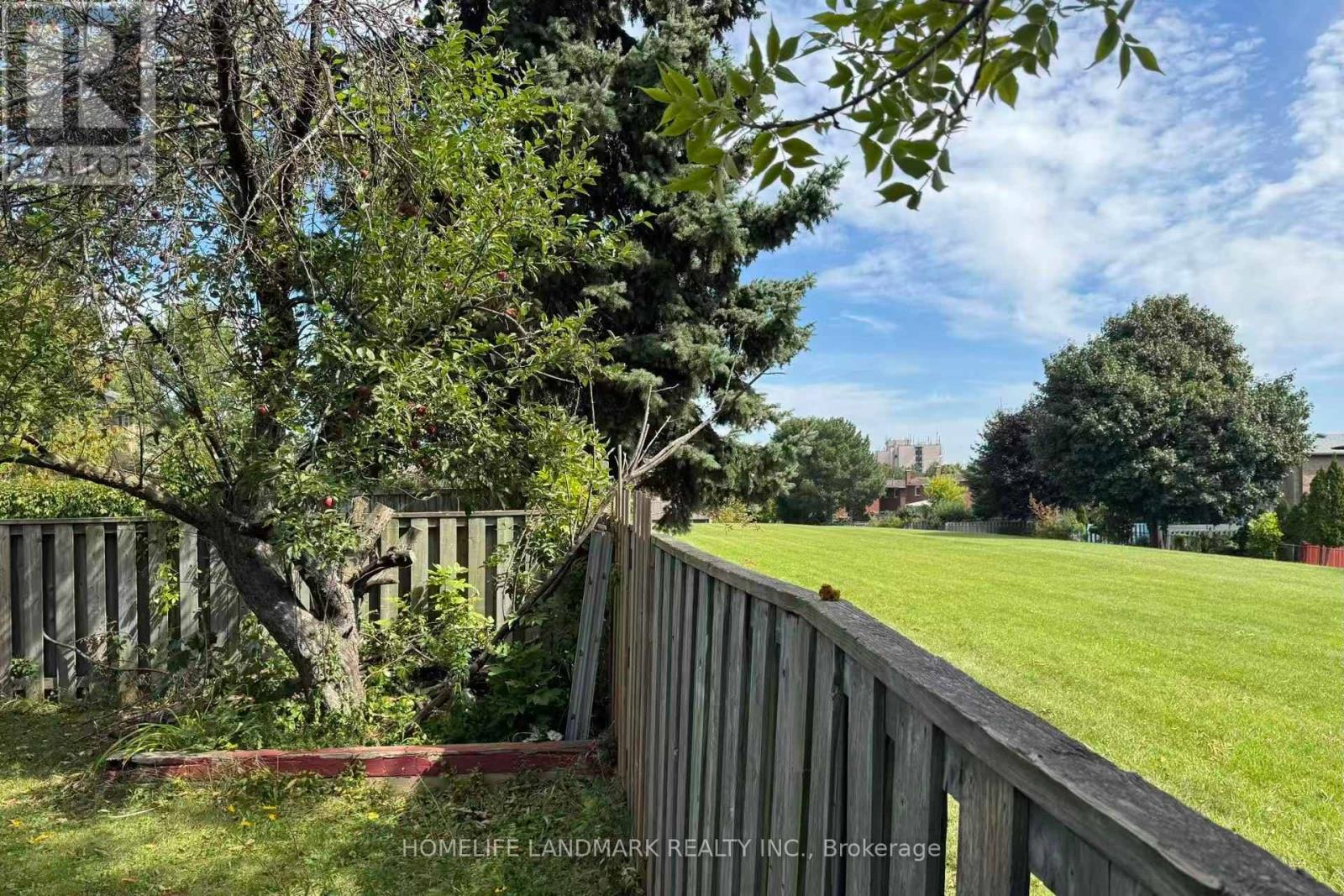 3108 Plum Tree Crescent, Mississauga, Ontario L5N 4W9 - Photo 44 - W12568986