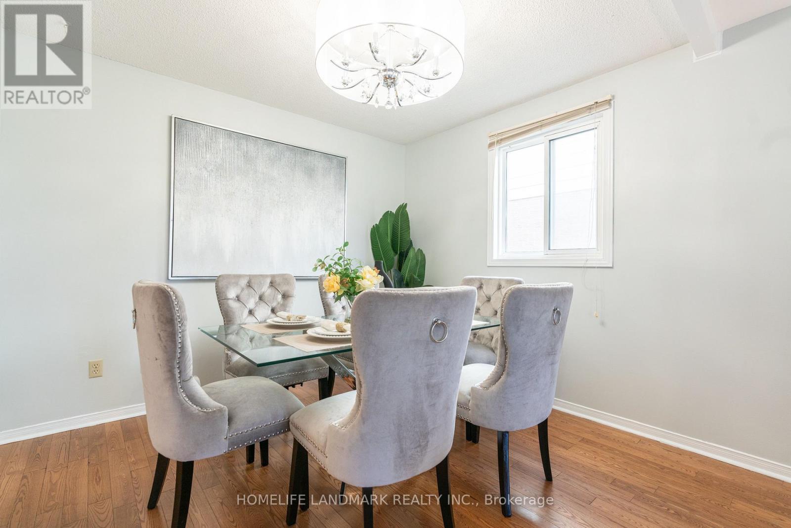 3108 Plum Tree Crescent, Mississauga, Ontario L5N 4W9 - Photo 6 - W12568986