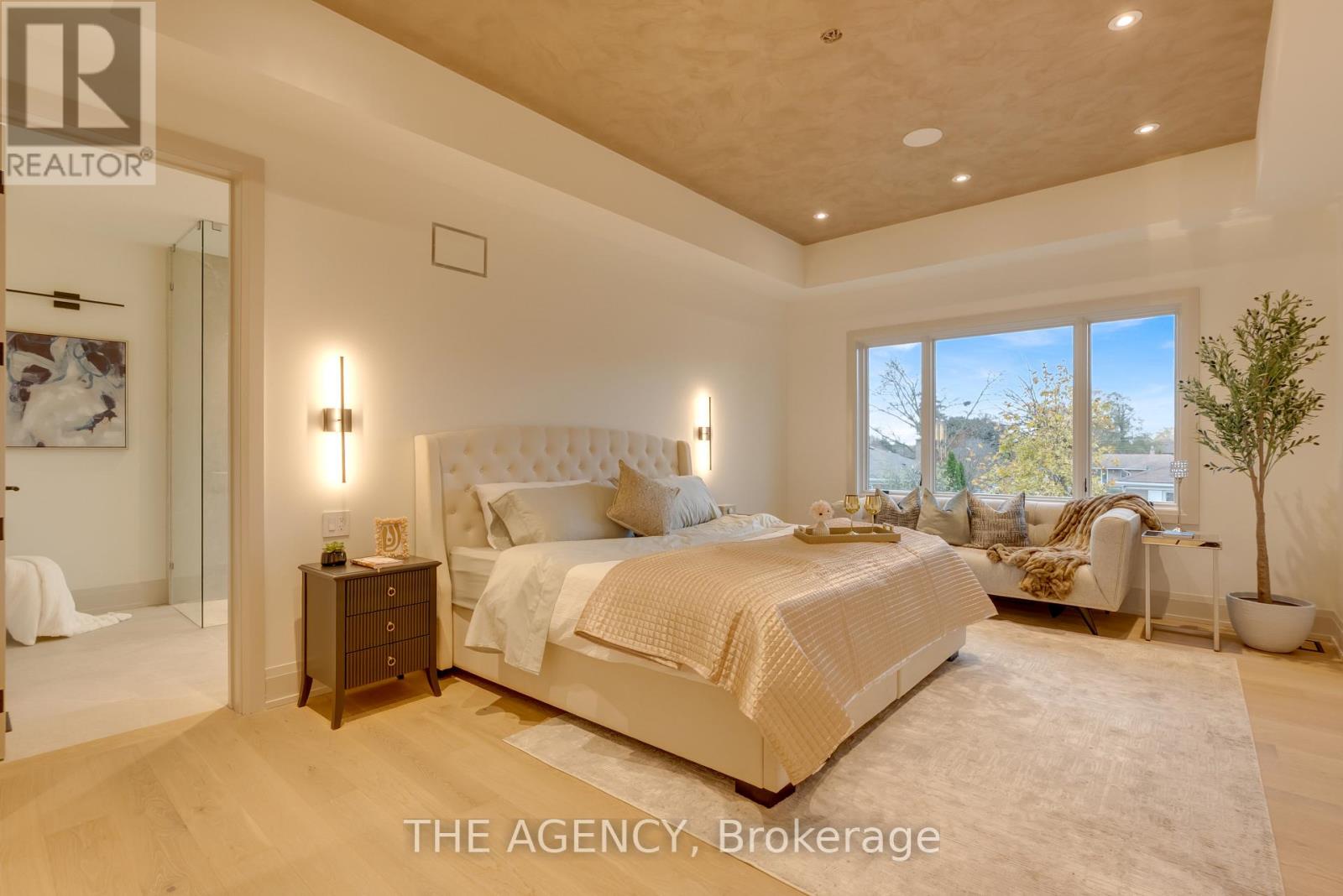 512 Weynway Court, Oakville, Ontario L6L 4G7 - Photo 29 - W12568992