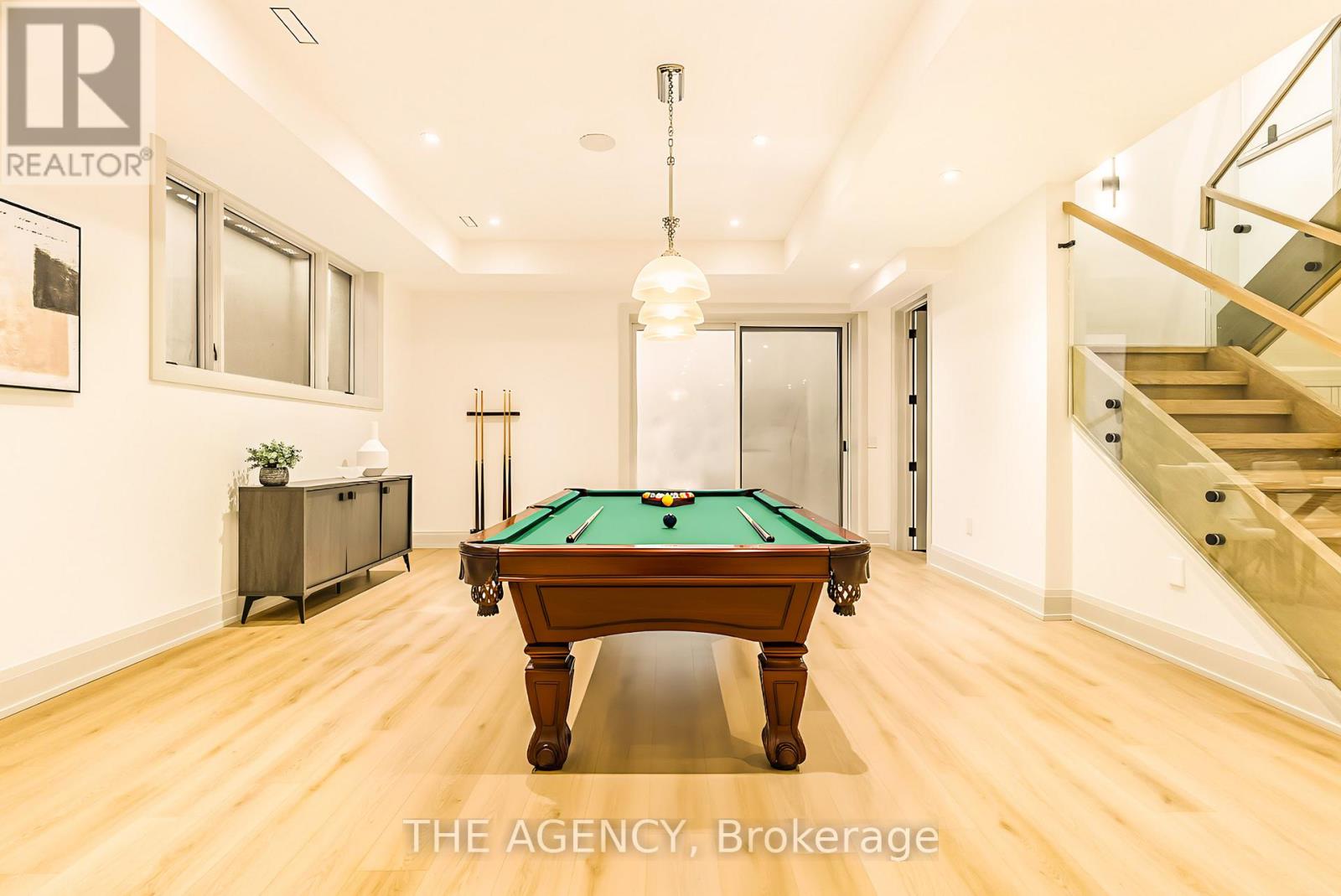 512 Weynway Court, Oakville, Ontario L6L 4G7 - Photo 48 - W12568992