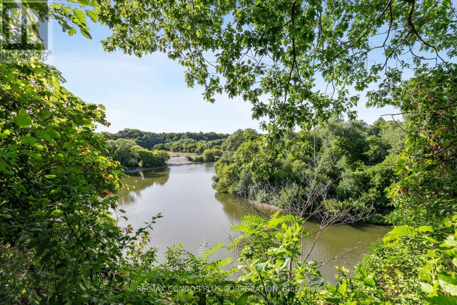 101 - 185 Stephen Drive W, Toronto, Ontario  M8Y 3N5 - Photo 46 - W12569032