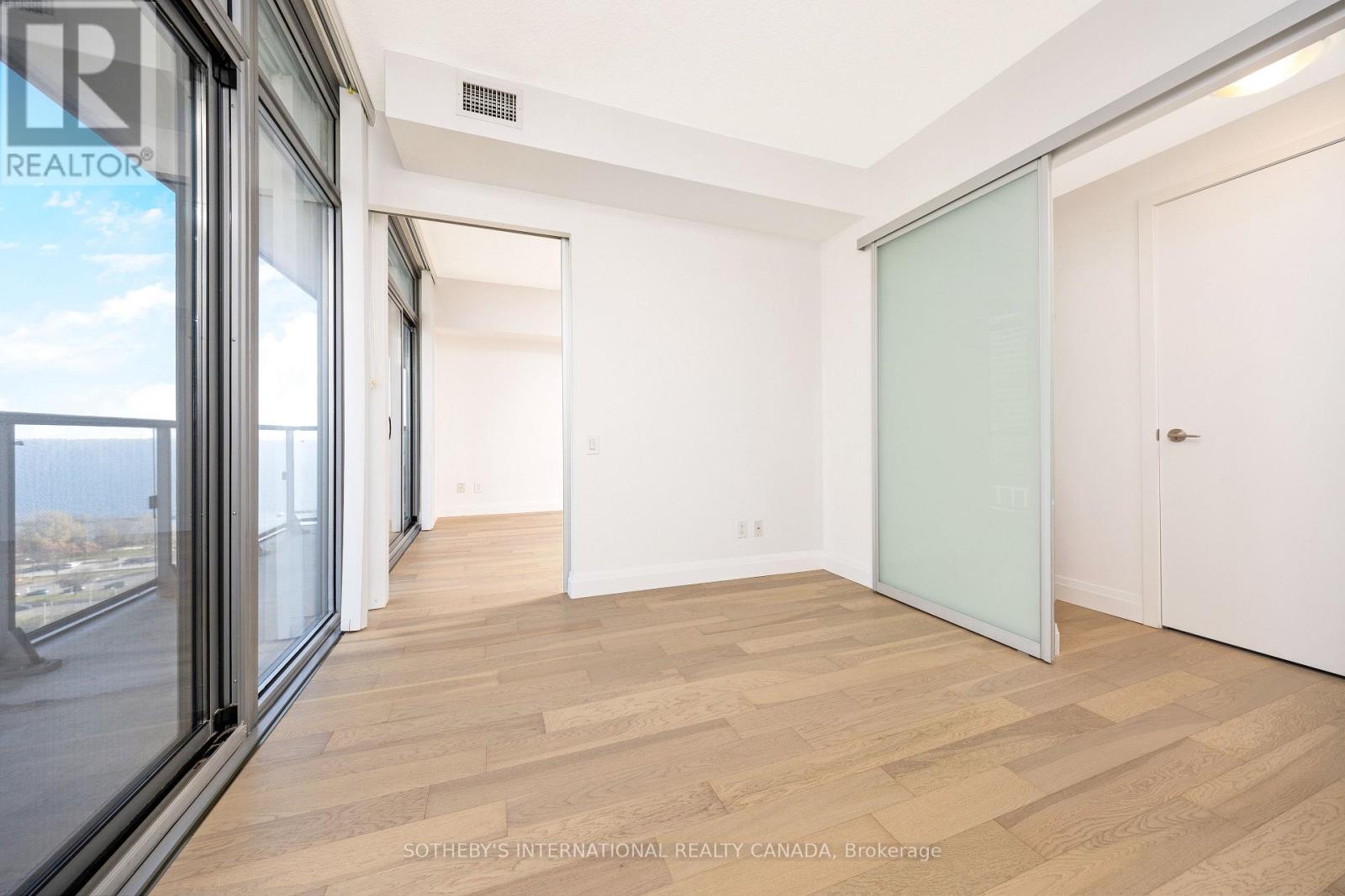 1601 - 105 The Queensway Avenue, Toronto, Ontario  M6S 5B5 - Photo 21 - W12566726