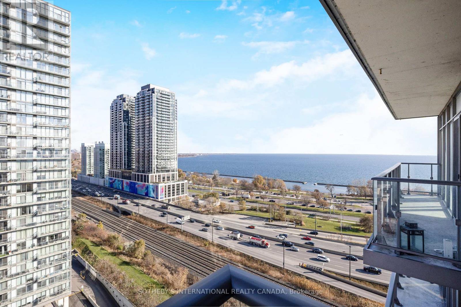 1601 - 105 The Queensway Avenue, Toronto, Ontario  M6S 5B5 - Photo 28 - W12566726