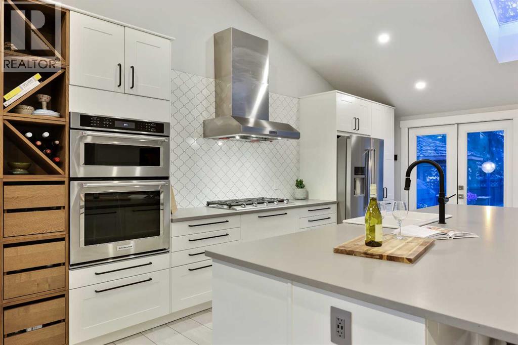 3224 Conrad Drive Nw, Calgary, Alberta  T2L 1B4 - Photo 4 - A2265164