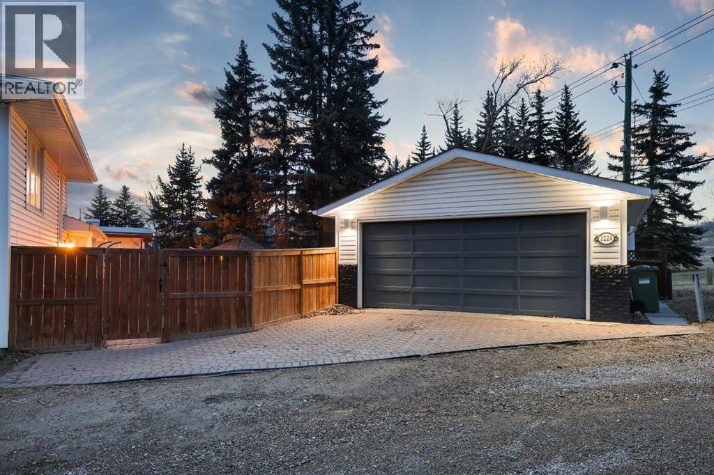3224 Conrad Drive Nw, Calgary, Alberta  T2L 1B4 - Photo 26 - A2265164