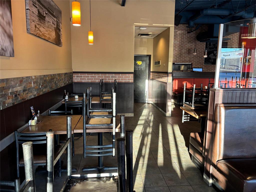 175 3421 Portage Avenue, Winnipeg, Manitoba  R3K 2C9 - Photo 2 - 202528843