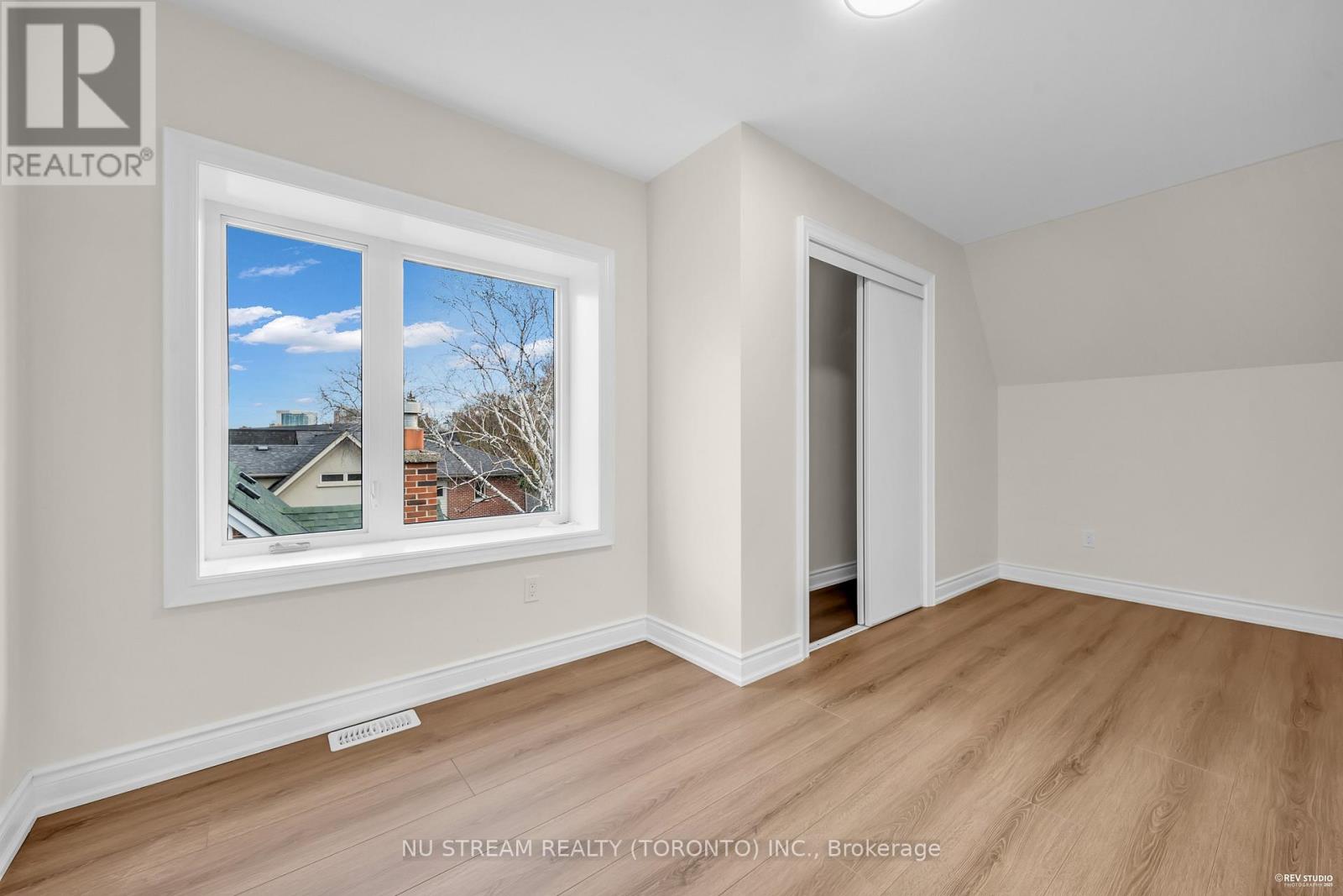 Unit#2 - 25 Devondale Avenue, Toronto, Ontario  M2R 2C9 - Photo 10 - C12569056