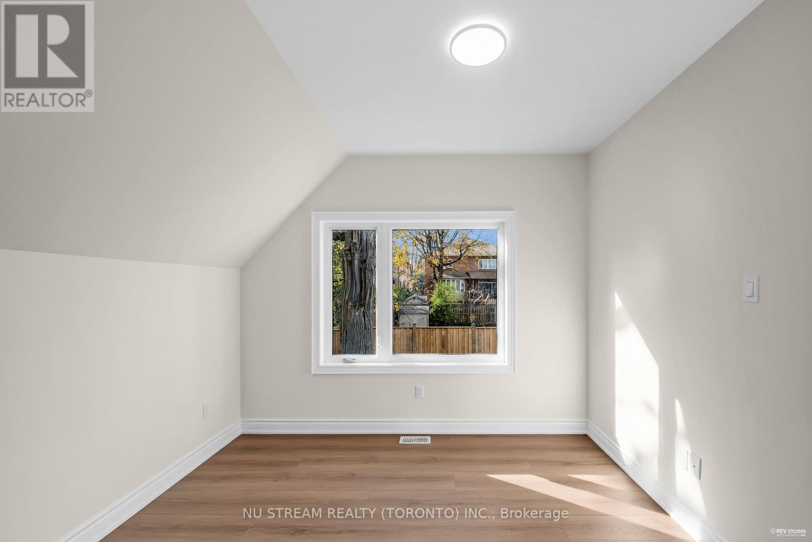 Unit#2 - 25 Devondale Avenue, Toronto, Ontario  M2R 2C9 - Photo 13 - C12569056