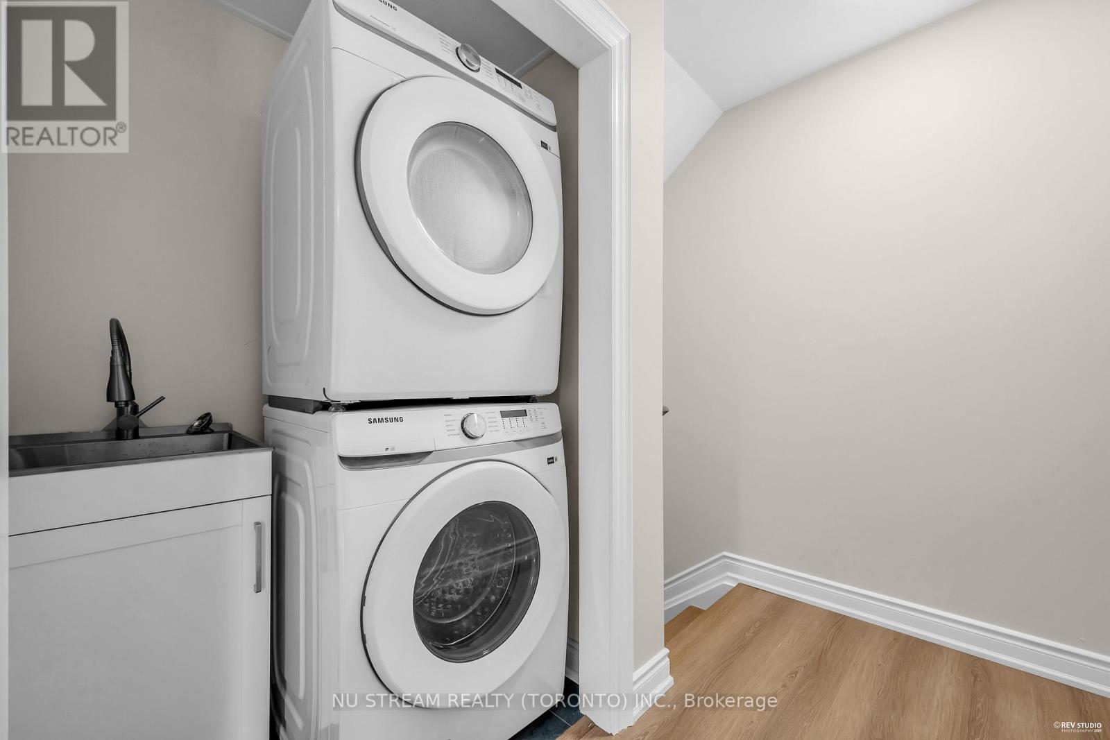 Unit#2 - 25 Devondale Avenue, Toronto, Ontario  M2R 2C9 - Photo 7 - C12569056