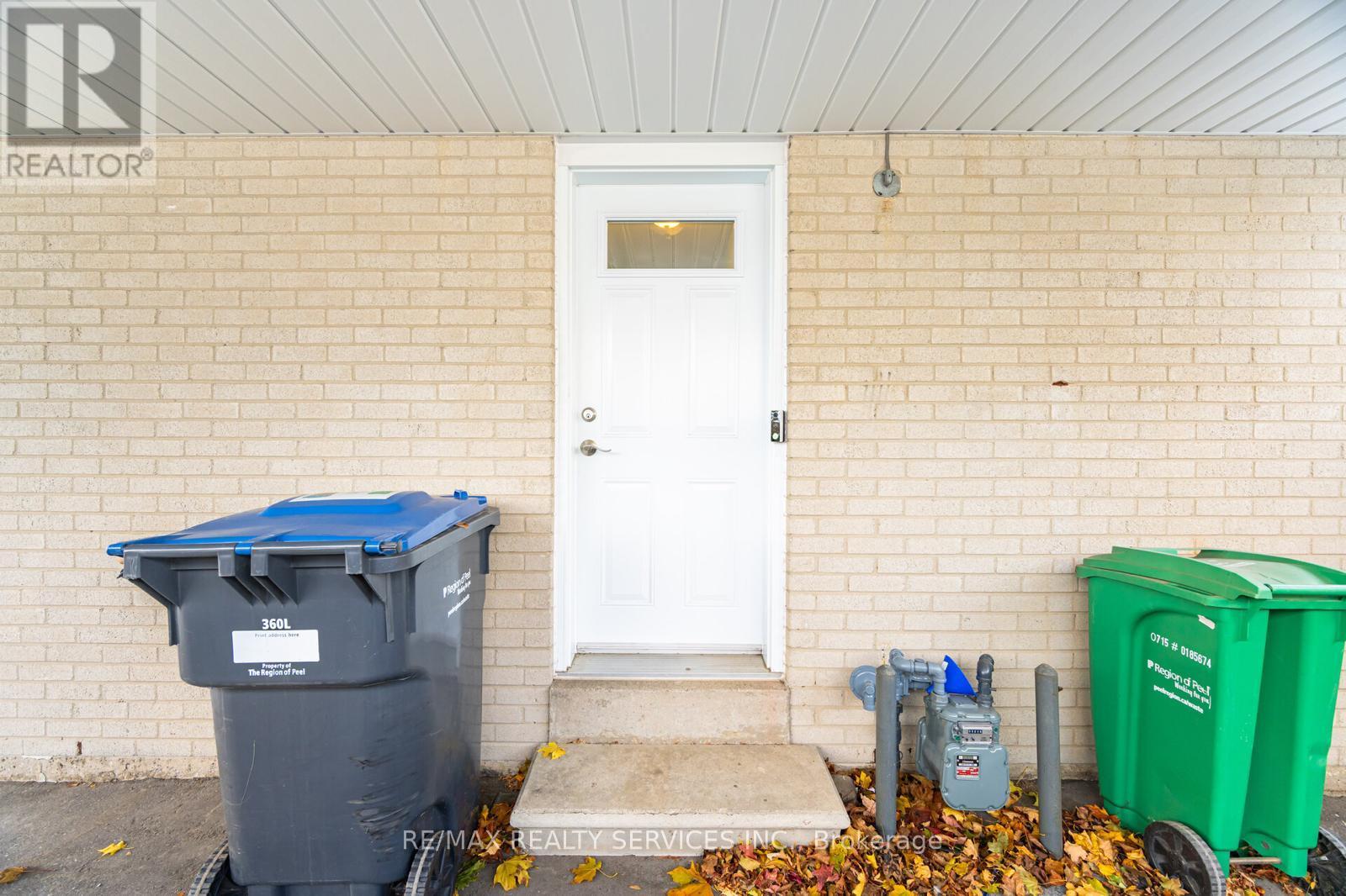 84 Sutherland Avenue, Brampton, Ontario  L6V 2H7 - Photo 26 - W12539018