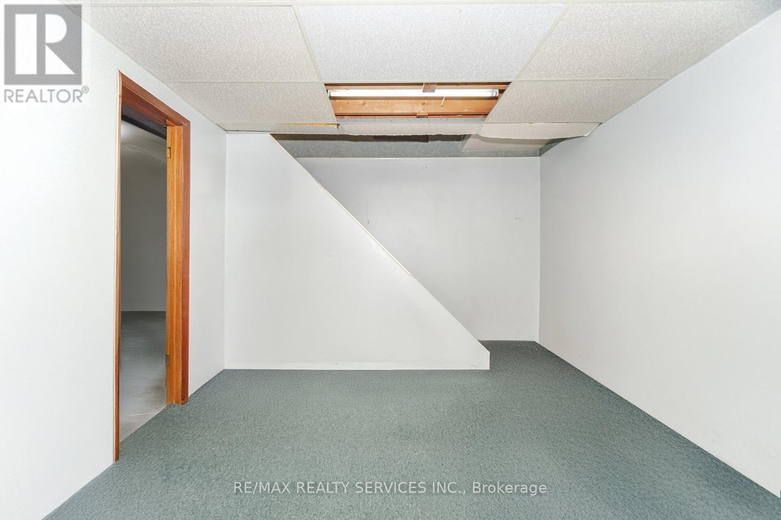 84 Sutherland Avenue, Brampton, Ontario  L6V 2H7 - Photo 23 - W12539018