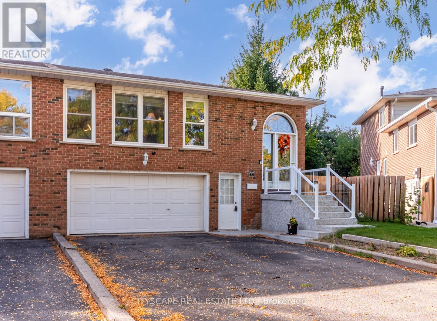 22 JADE CRESCENT, Brampton, Ontario