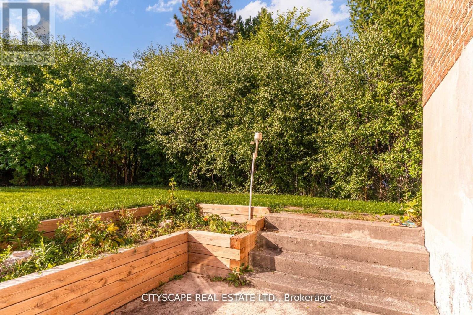 22 Jade Crescent, Brampton, Ontario  L6S 3H1 - Photo 29 - W12569018