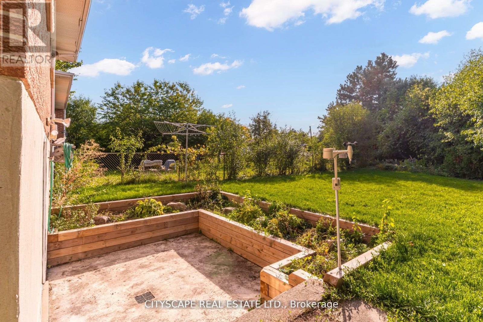 22 Jade Crescent, Brampton, Ontario  L6S 3H1 - Photo 27 - W12569018