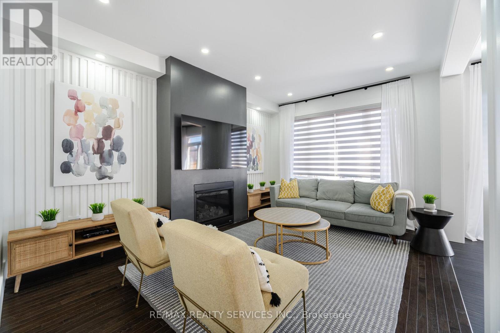 30 Hamilton Court, Caledon, Ontario  L7C 3W2 - Photo 11 - W12569064