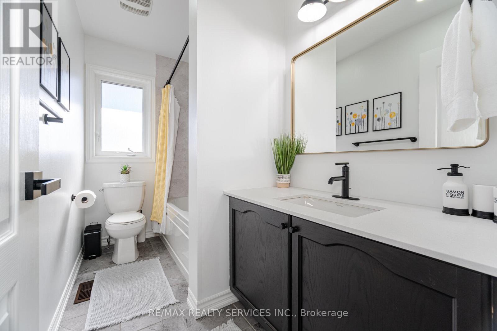 30 Hamilton Court, Caledon, Ontario  L7C 3W2 - Photo 26 - W12569064