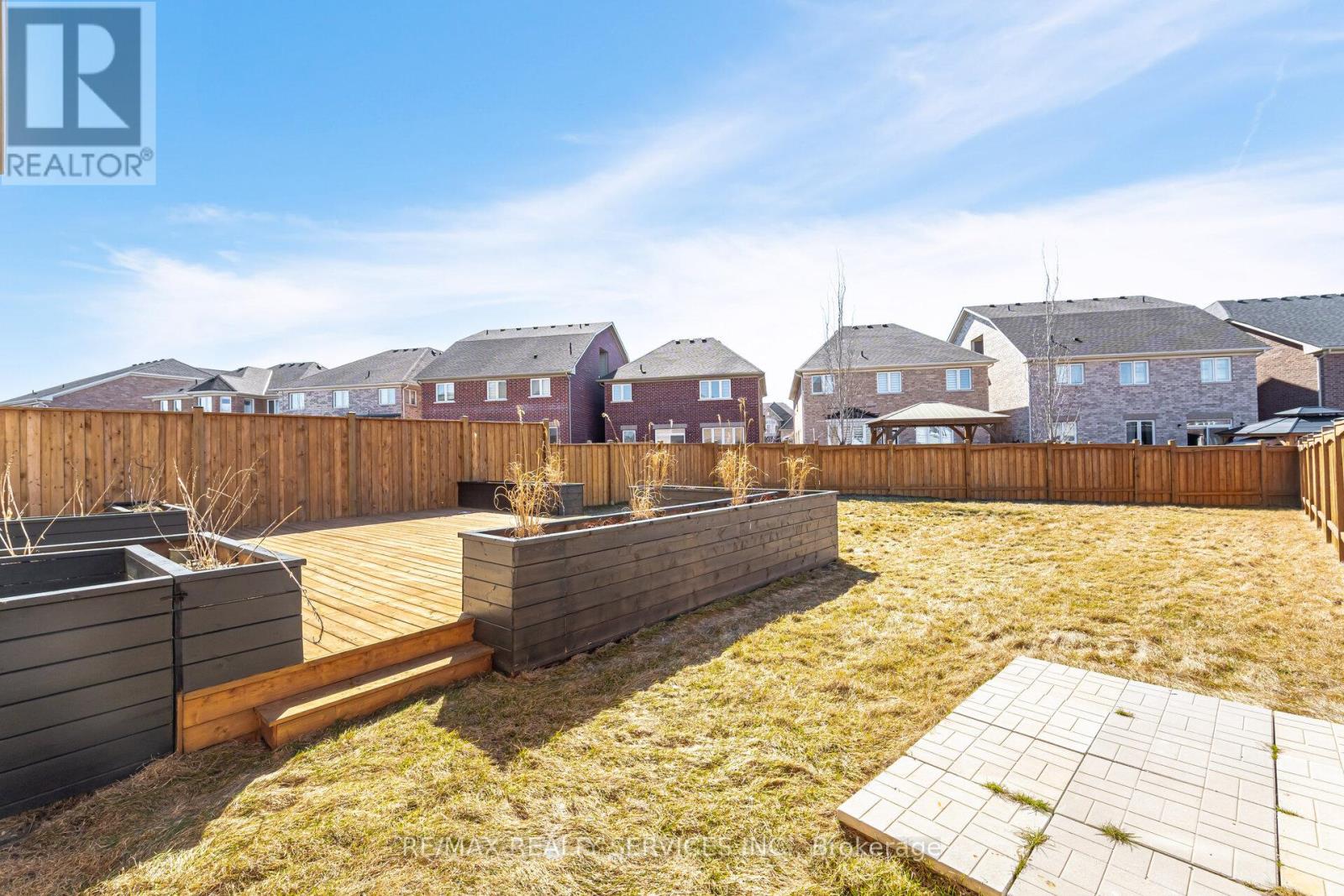 30 Hamilton Court, Caledon, Ontario  L7C 3W2 - Photo 40 - W12569064