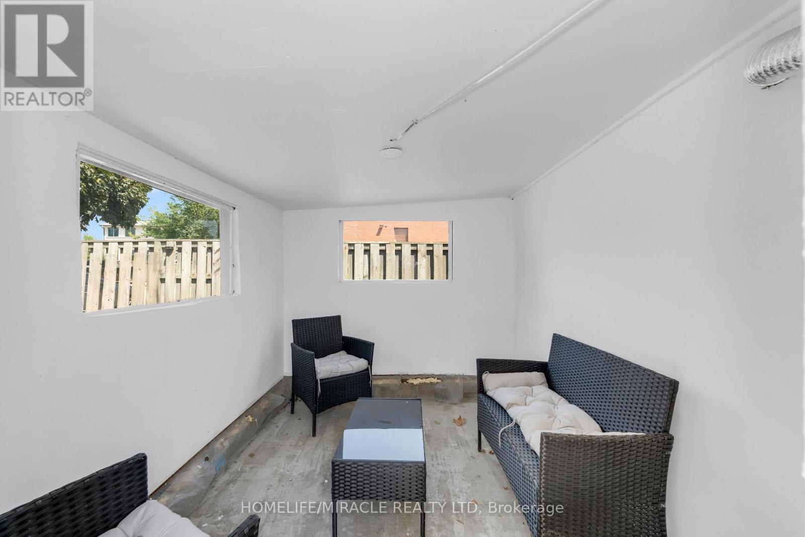 195 Randi Road, Mississauga, Ontario  L5A 1V6 - Photo 30 - W12569068