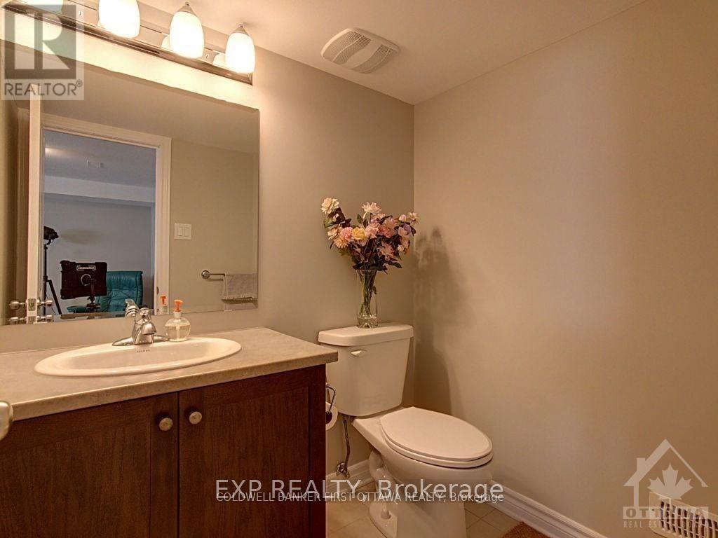 616 Geranium Walk, Ottawa, Ontario  K2S 2J3 - Photo 16 - X12569136