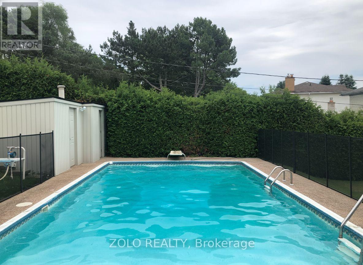 74 Ladyslipper Court, Markham, Ontario L3T 2S7 - Photo 10 - N12367809