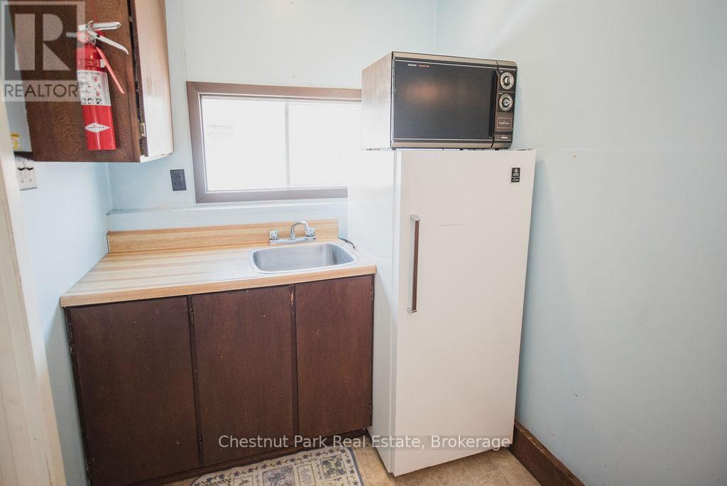 51 Stevens Road, Temagami, Ontario  P0H 2H0 - Photo 24 - X12569128