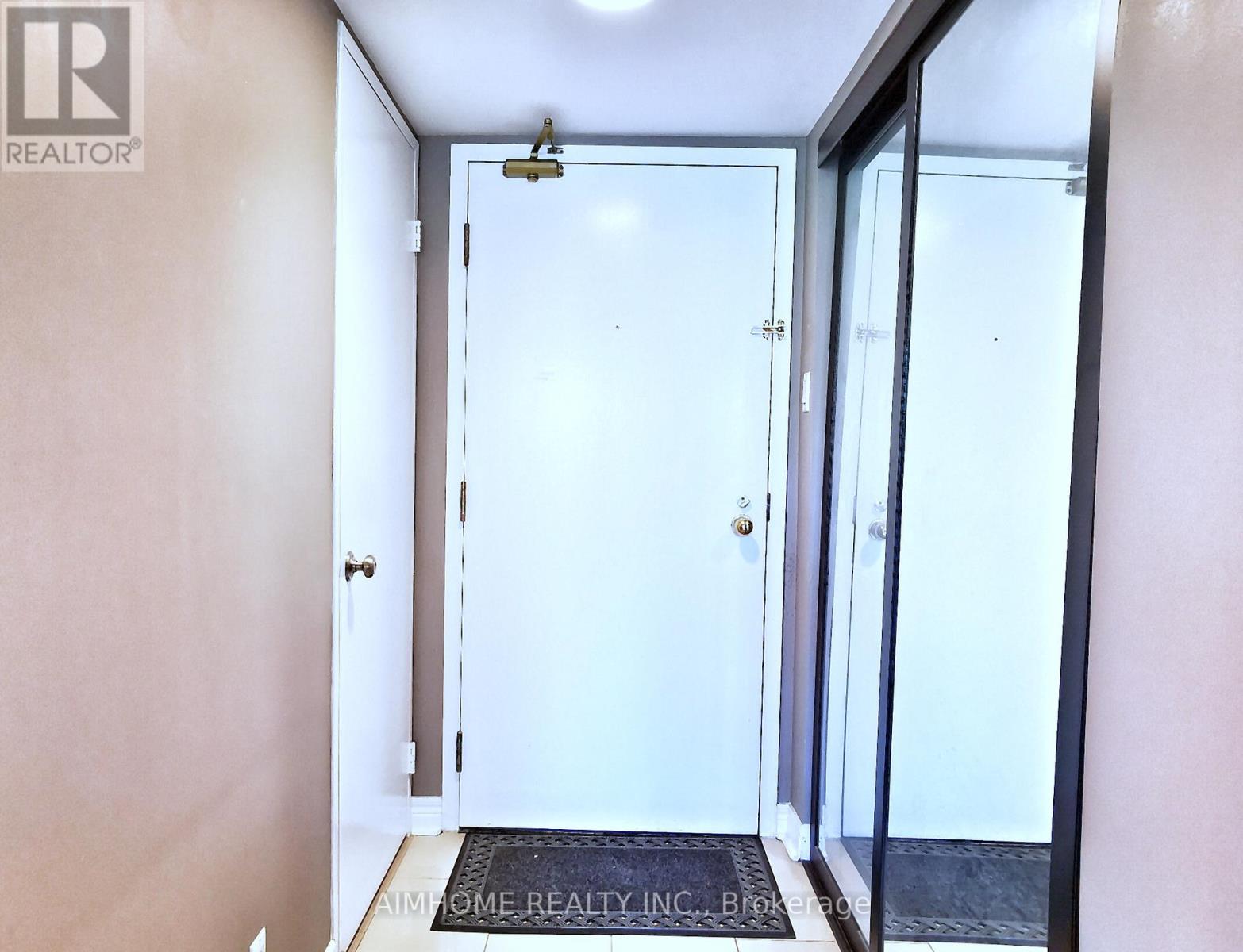 313 - 92 King Street E, Toronto, Ontario  M5C 2V8 - Photo 3 - C12569082