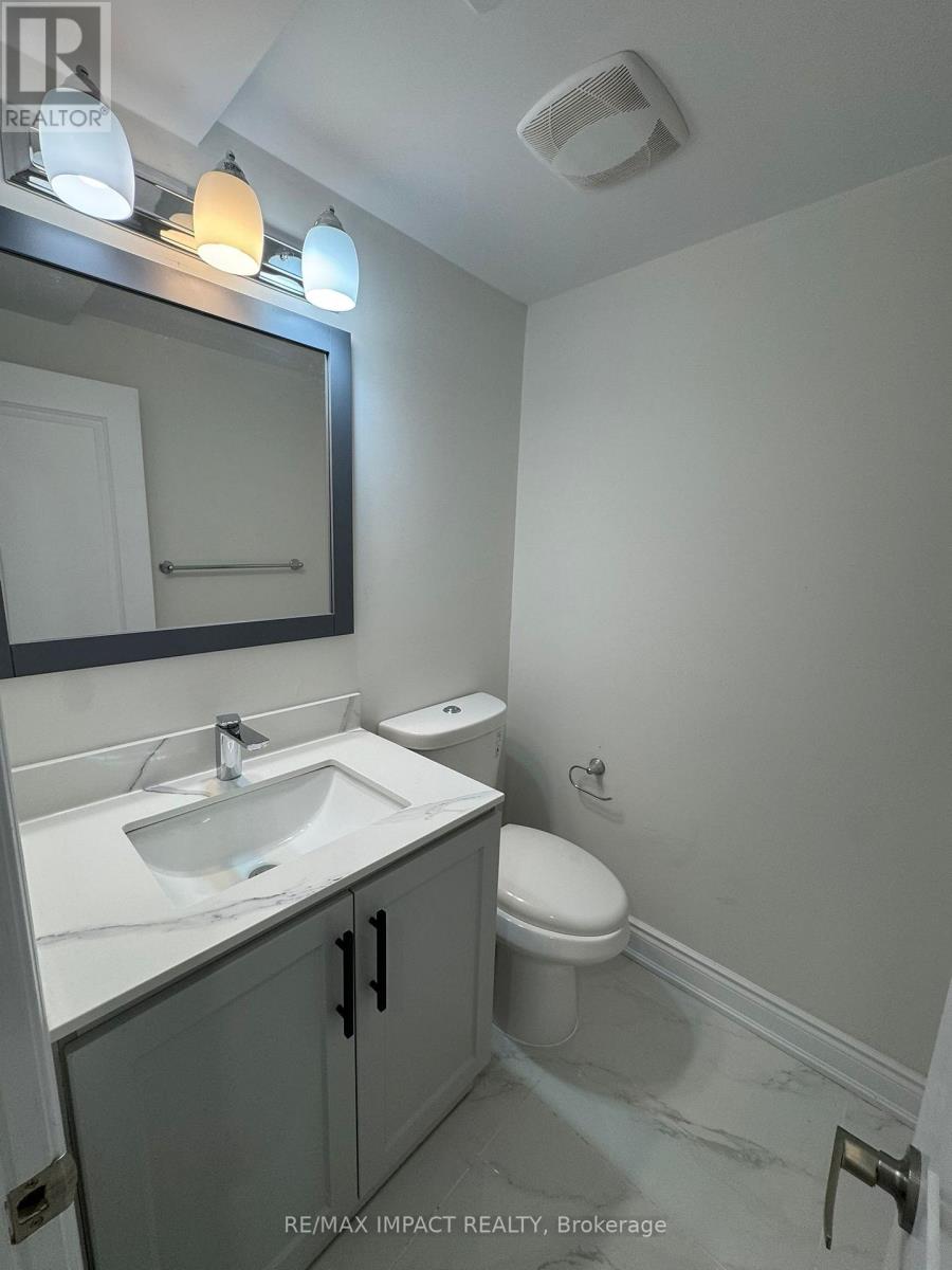 87 Large Crescent N, Ajax, Ontario  L1T 2S7 - Photo 11 - E12569122