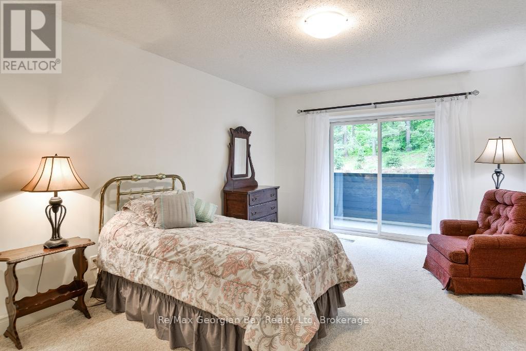 206 - 10a Kimberley Avenue, Bracebridge, Ontario  P1L 0A6 - Photo 18 - X12372103