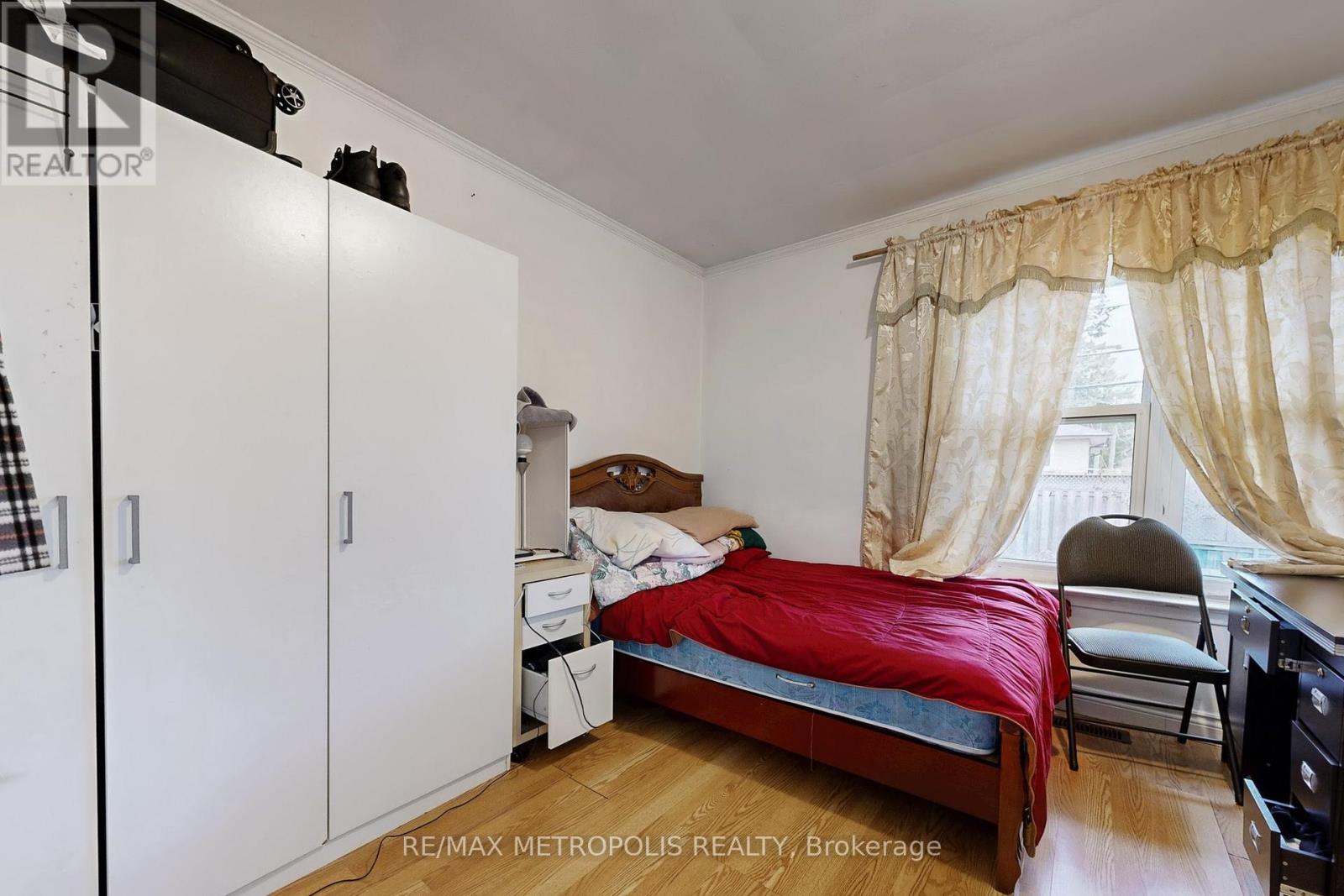 1735 Pharmacy Avenue, Toronto, Ontario  M1T 1H1 - Photo 19 - E12563264