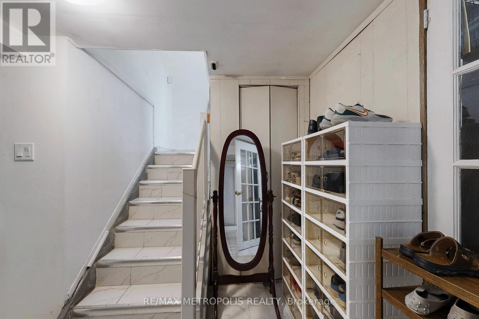 1735 Pharmacy Avenue, Toronto, Ontario  M1T 1H1 - Photo 28 - E12563264