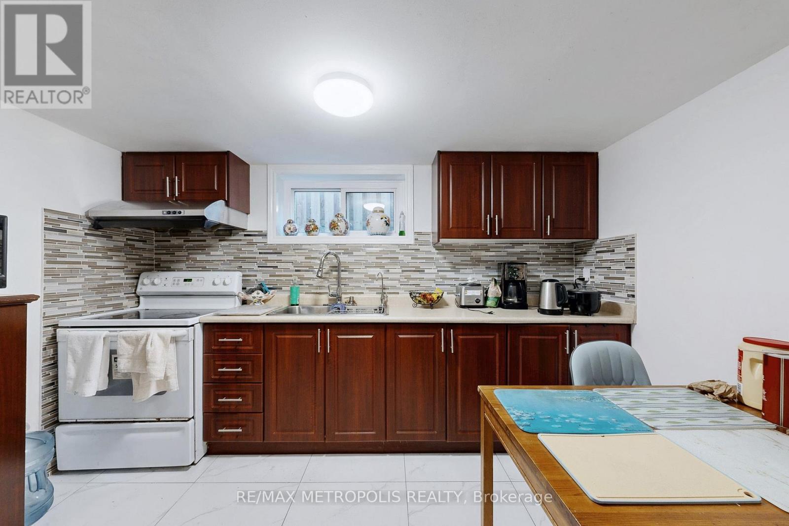 1735 Pharmacy Avenue, Toronto, Ontario  M1T 1H1 - Photo 30 - E12563264