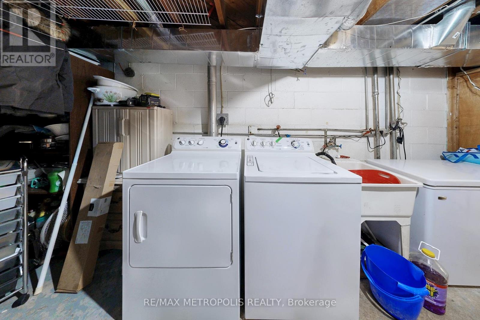 1735 Pharmacy Avenue, Toronto, Ontario  M1T 1H1 - Photo 43 - E12563264