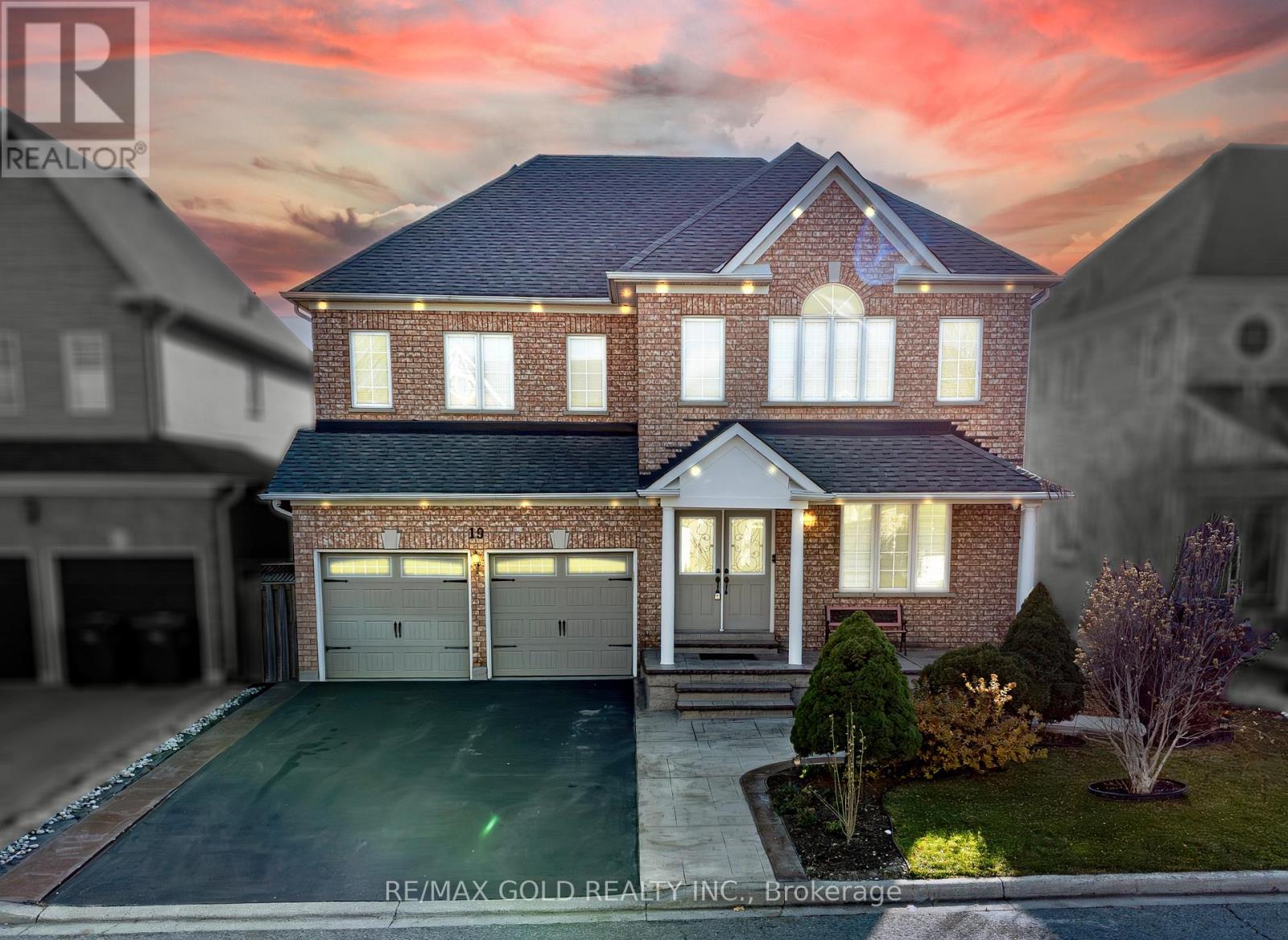 19 RUSHBROOK DRIVE, Brampton, Ontario