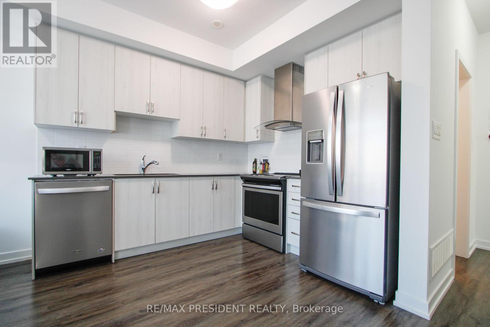 41 Hearne Street, Vaughan, Ontario  L4L 0L9 - Photo 4 - N12569102