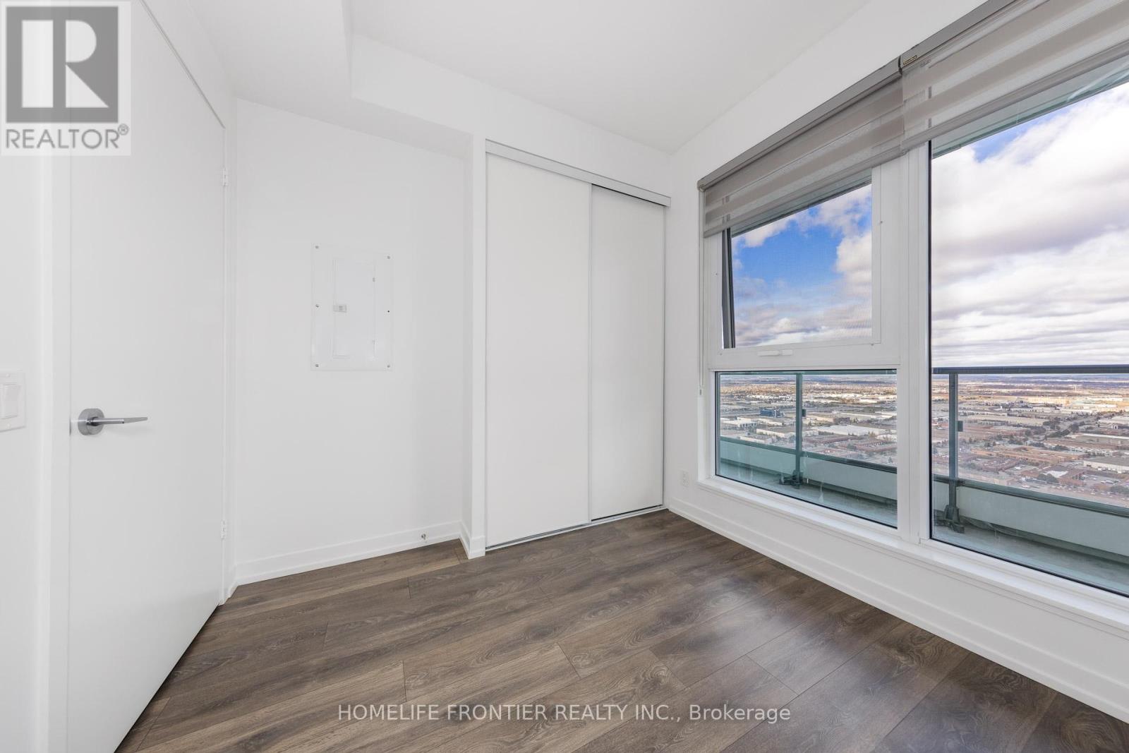 5001 - 5 Buttermill Avenue, Vaughan, Ontario  L4K 0J5 - Photo 10 - N12569112