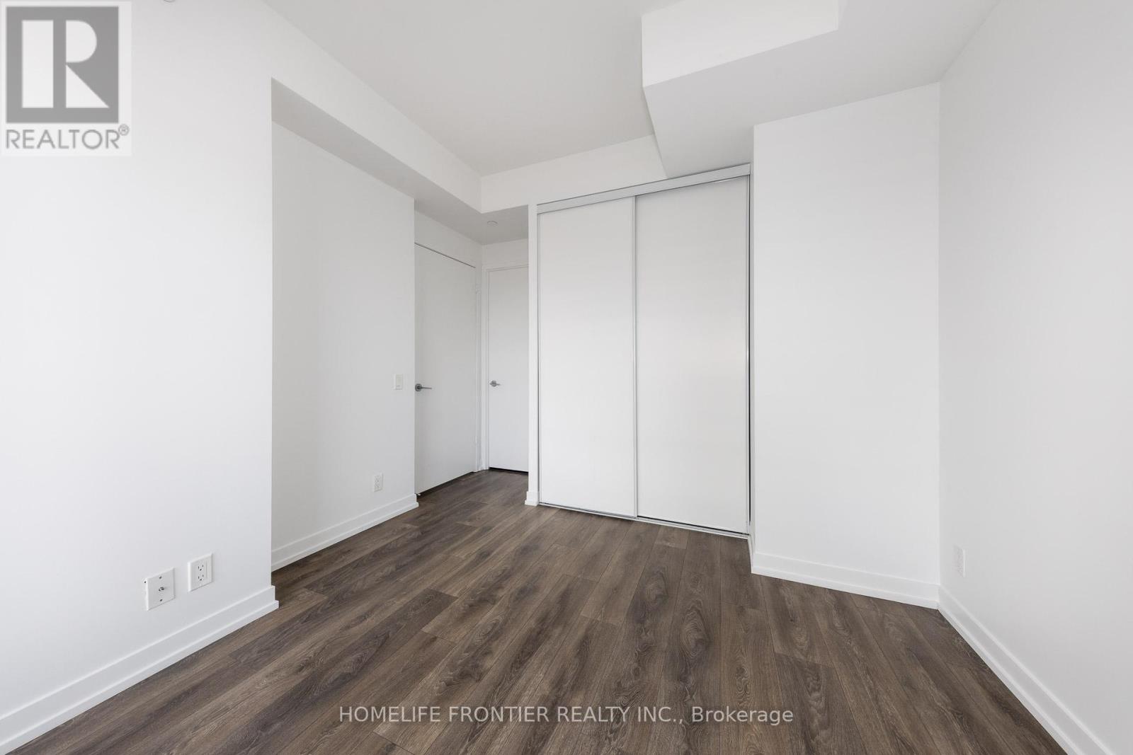 5001 - 5 Buttermill Avenue, Vaughan, Ontario  L4K 0J5 - Photo 6 - N12569112