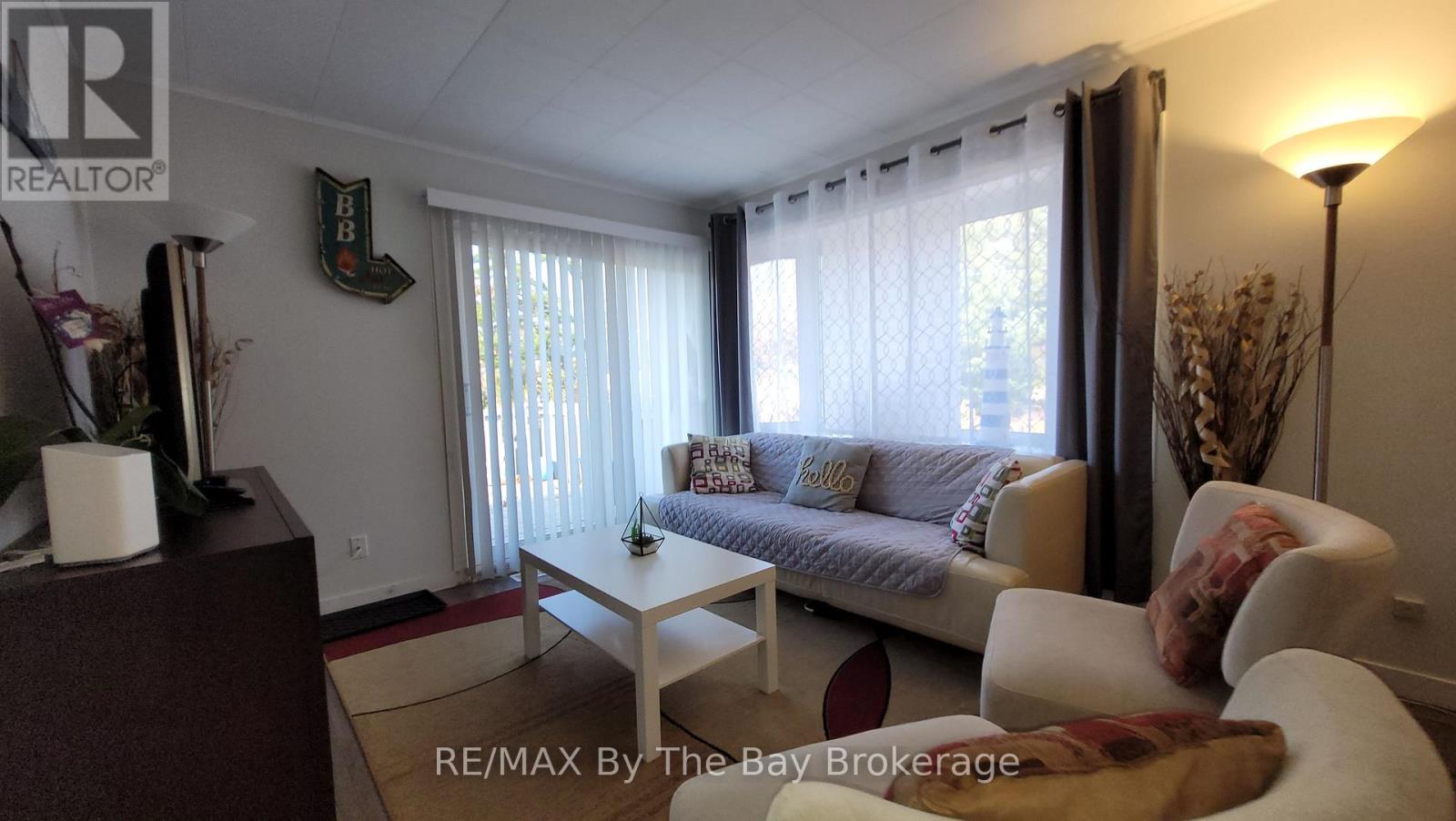 18 16th Street S, Wasaga Beach, Ontario  L9Z 2H4 - Photo 15 - S12569164