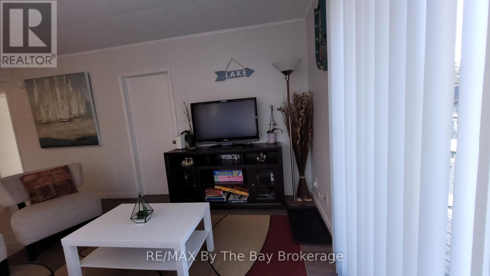 18 16th Street S, Wasaga Beach, Ontario  L9Z 2H4 - Photo 18 - S12569164