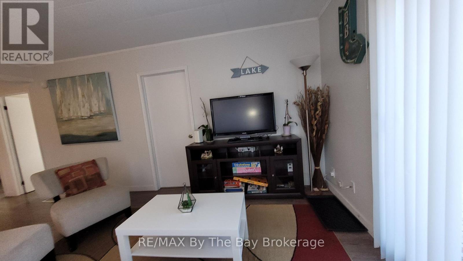 18 16th Street S, Wasaga Beach, Ontario  L9Z 2H4 - Photo 19 - S12569164