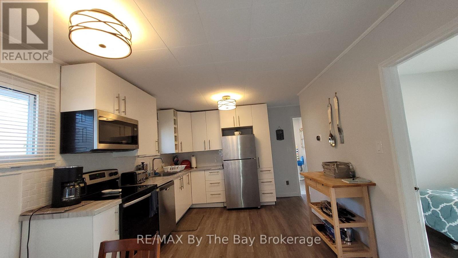 18 16th Street S, Wasaga Beach, Ontario  L9Z 2H4 - Photo 26 - S12569164