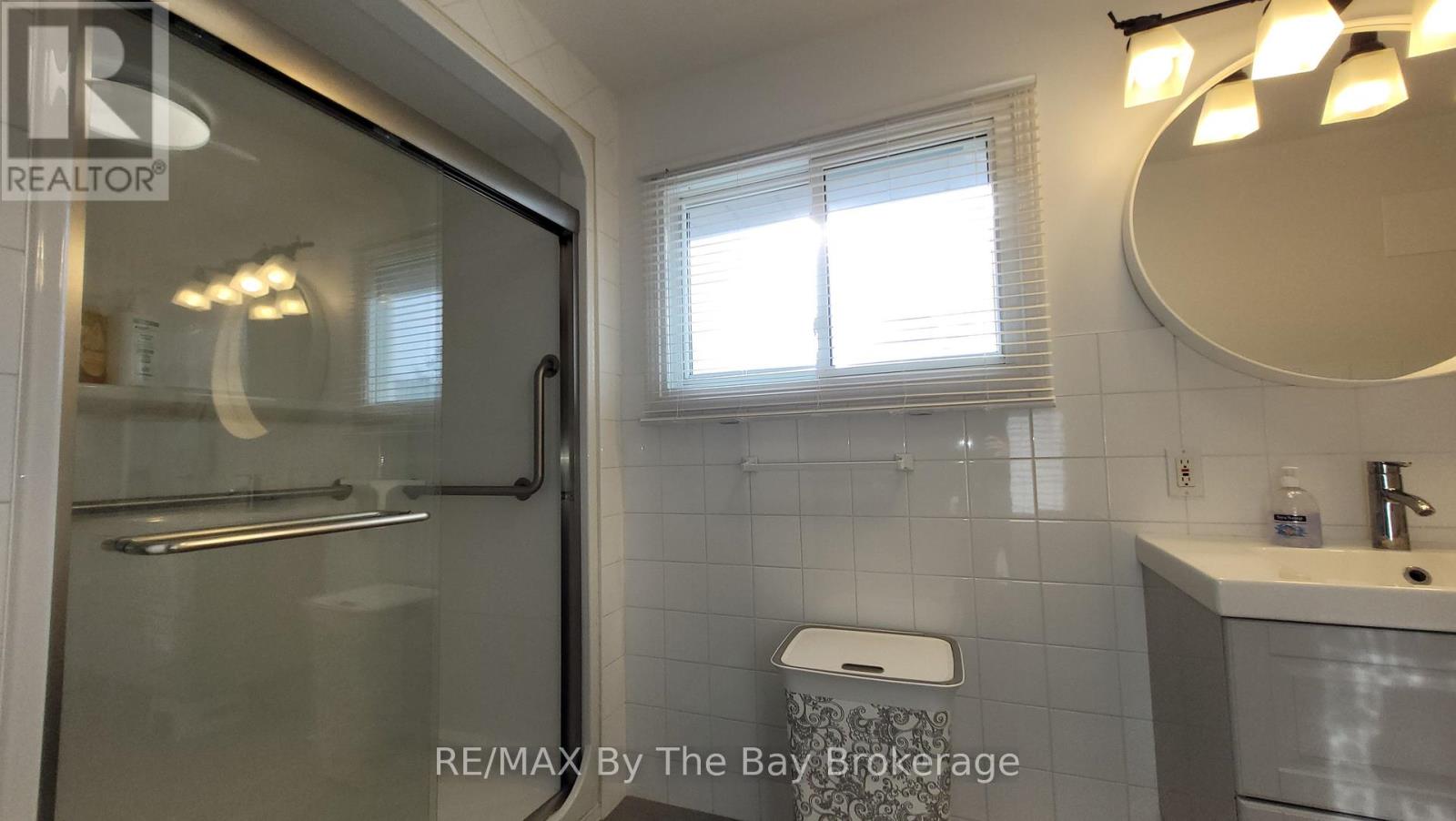 18 16th Street S, Wasaga Beach, Ontario  L9Z 2H4 - Photo 31 - S12569164