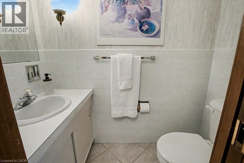 132 Carson Drive, Kitchener, Ontario  N2B 2Z2 - Photo 17 - 40784257