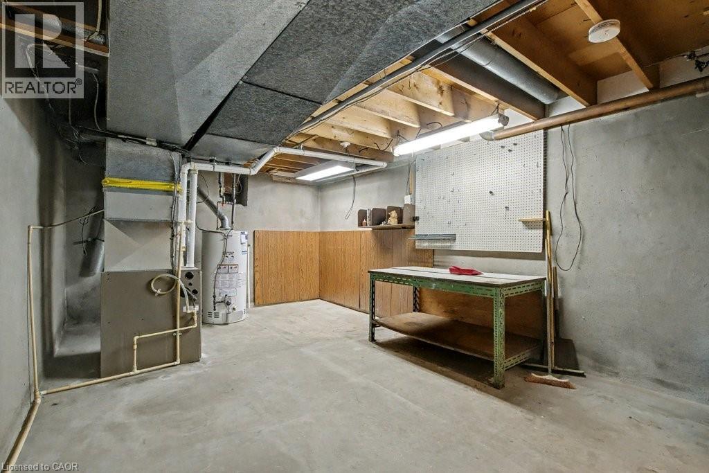 132 Carson Drive, Kitchener, Ontario  N2B 2Z2 - Photo 34 - 40784257