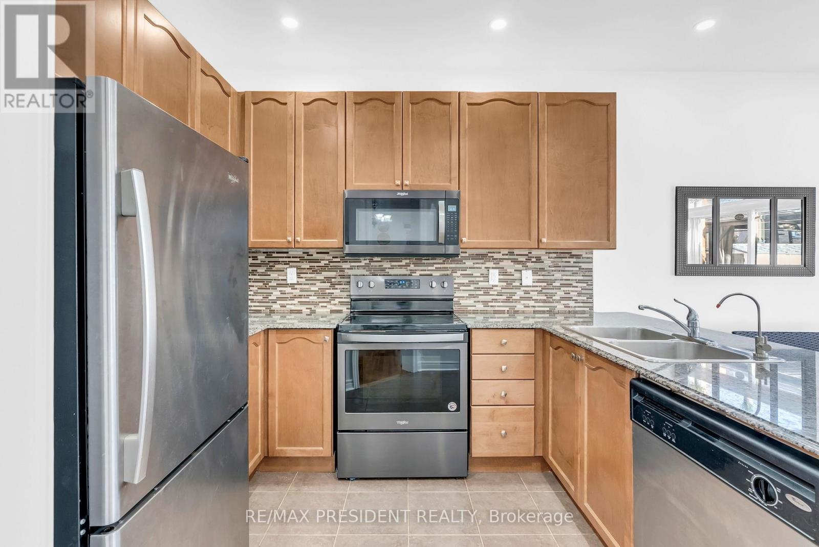 146 George Robinson Drive, Brampton, Ontario  L6Y 2X6 - Photo 19 - W12569080