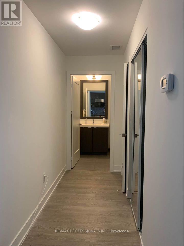 3420 - 9 Mabelle Avenue, Toronto, Ontario  M9A 0E1 - Photo 14 - W12569094