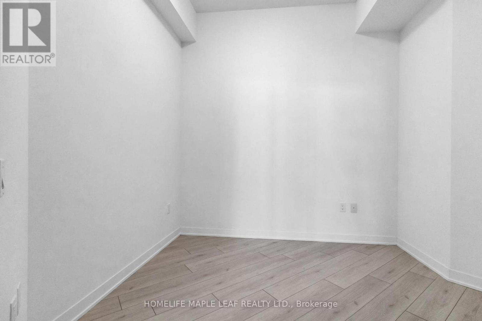 Lph01 - 395 Dundas Street W, Oakville, Ontario  L6M 4M2 - Photo 22 - W12569098