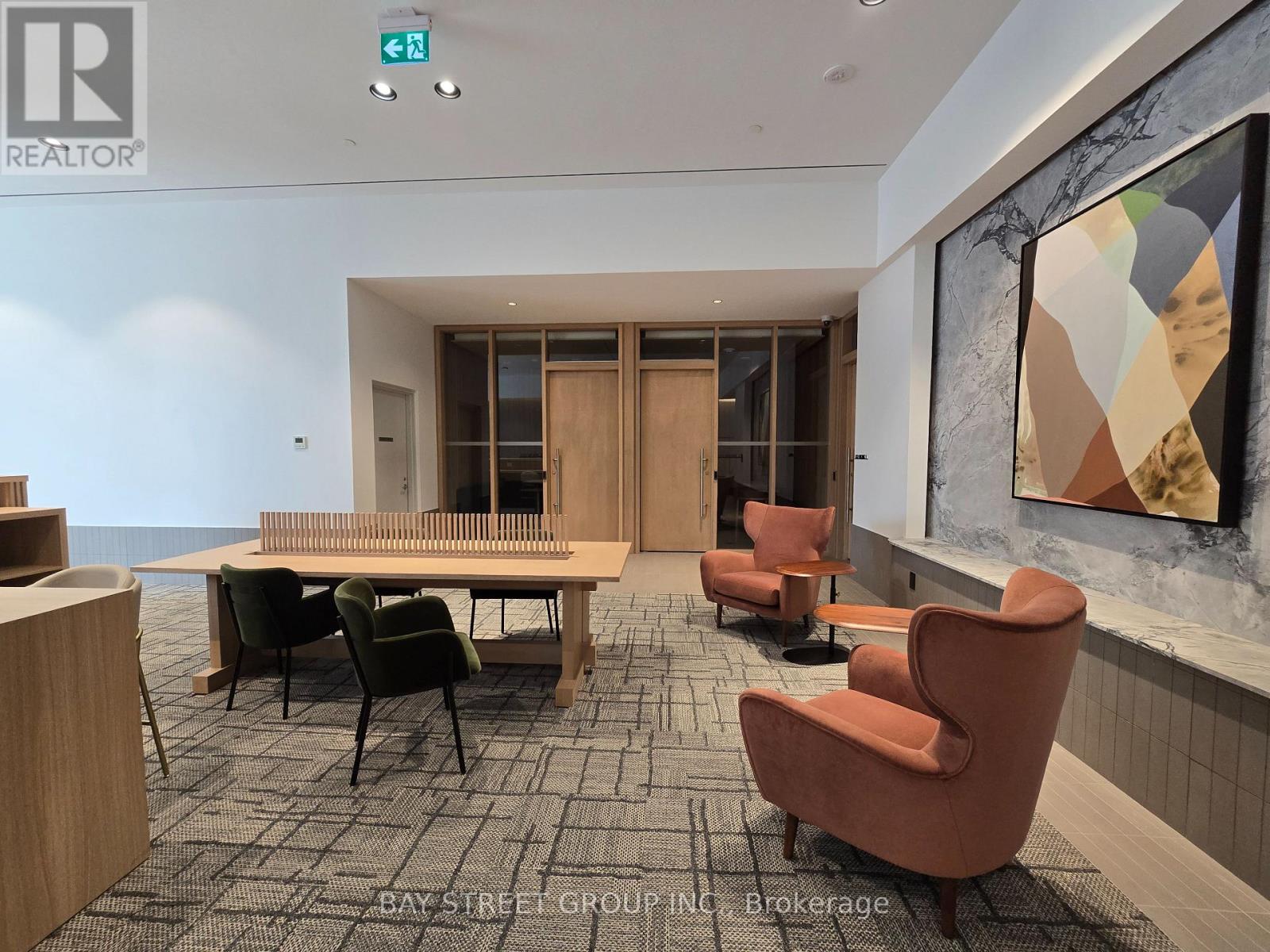 1512 - 395 Square One Drive, Mississauga, Ontario  L5B 0P6 - Photo 5 - W12569108