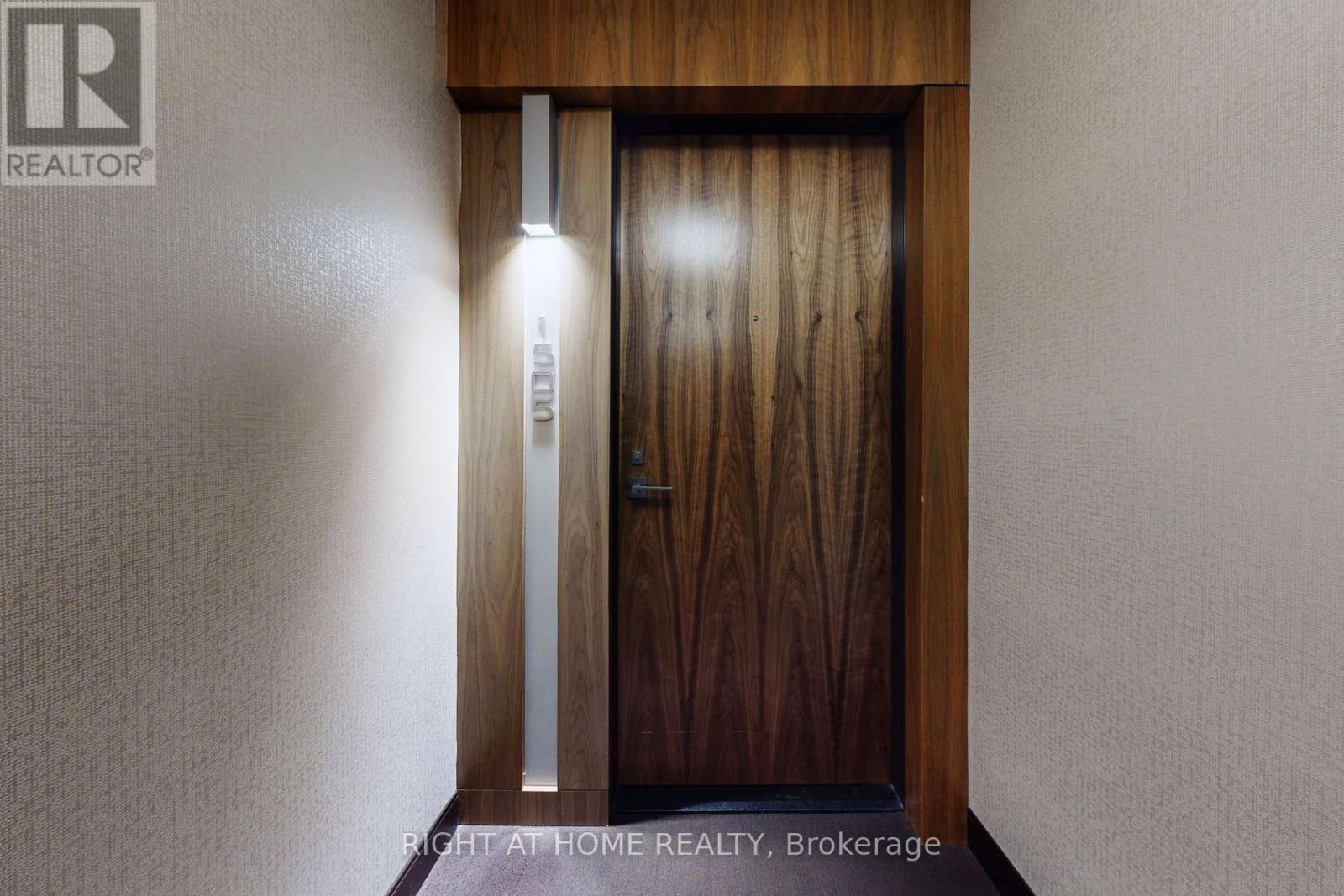 1505 - 36 Park Lawn Road, Toronto, Ontario  M8Y 3H8 - Photo 3 - W12569138